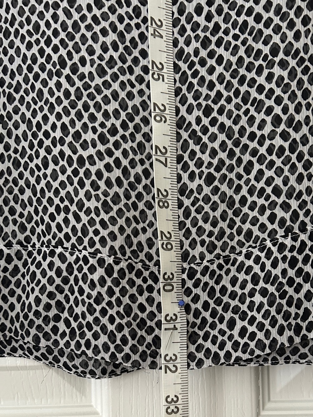 Tommy Bahama Black & White Printed swimsuit coverup - Picture 3 of 7